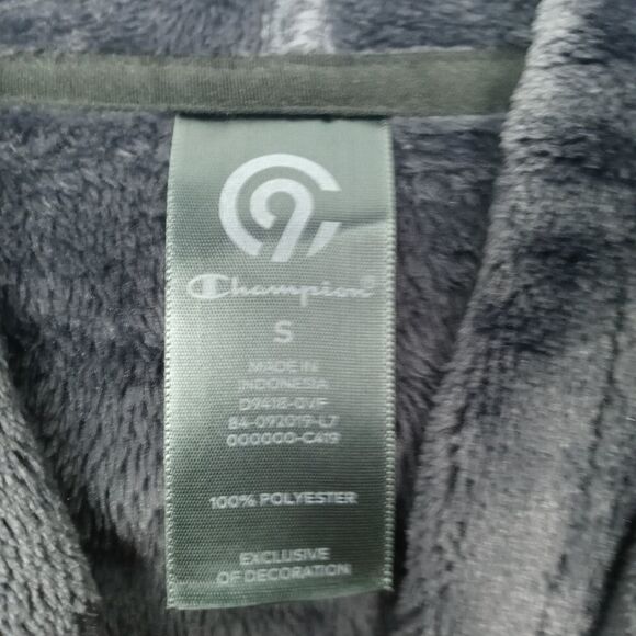 Champian cozy and soft hooded navy pullover - Picture 5 of 5